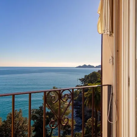 Luxe Escape, Finestra Su Portofino ラッパロ