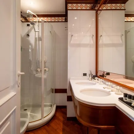 Luxe Escape, Finestra Su Portofino アパート