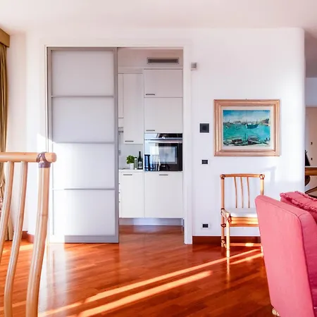 Appartement Luxe Escape, Finestra Su Portofino *