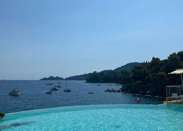 Luxe Escape, Finestra Su Portofino Rapallo